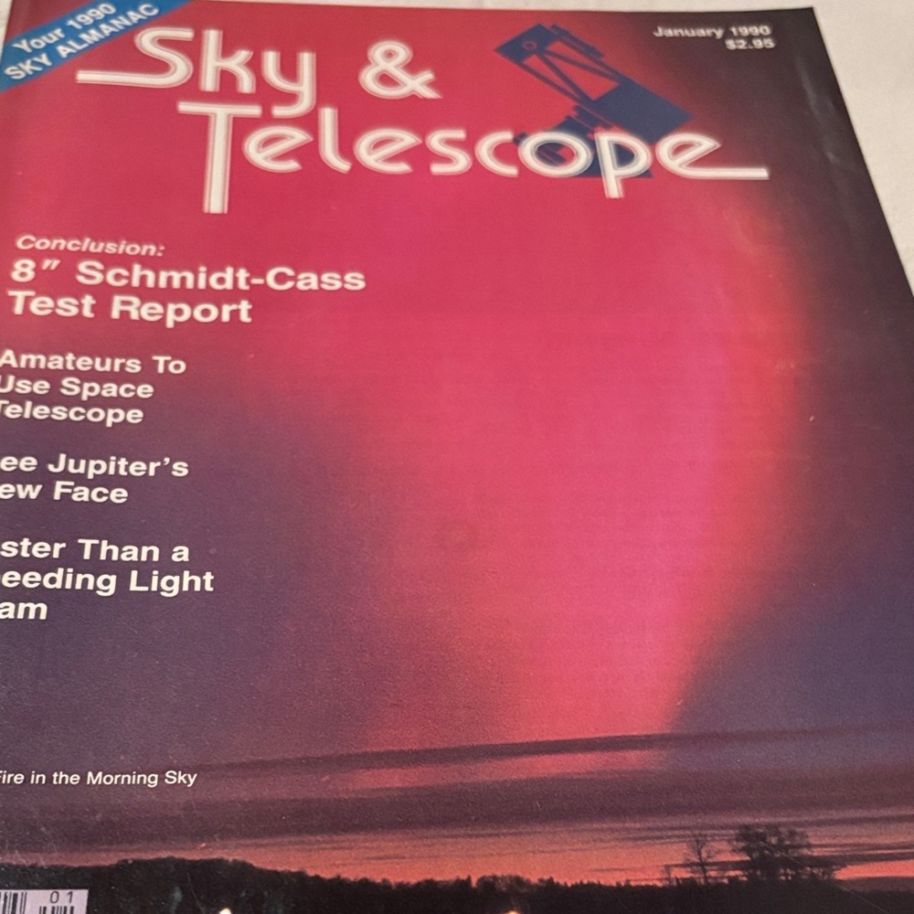 Sky & Telescope Magazine - January 1990 Edition